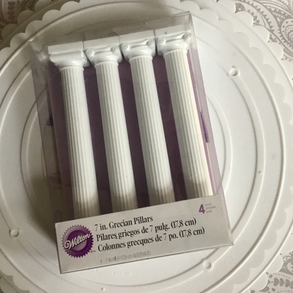 Wilton  Cake Set Separator Plates 2 sizes  and Four 7in  Grecian Pillars - Picture 3 of 3
